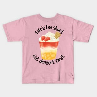 Strawberry and peaches parfait Kids T-Shirt